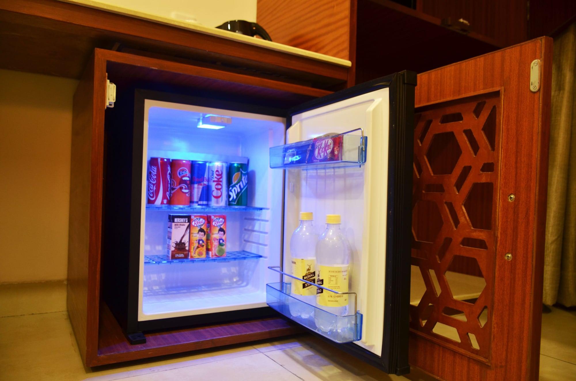 Mint Hotel Premia Chandigarh, Zirakpur Екстериор снимка