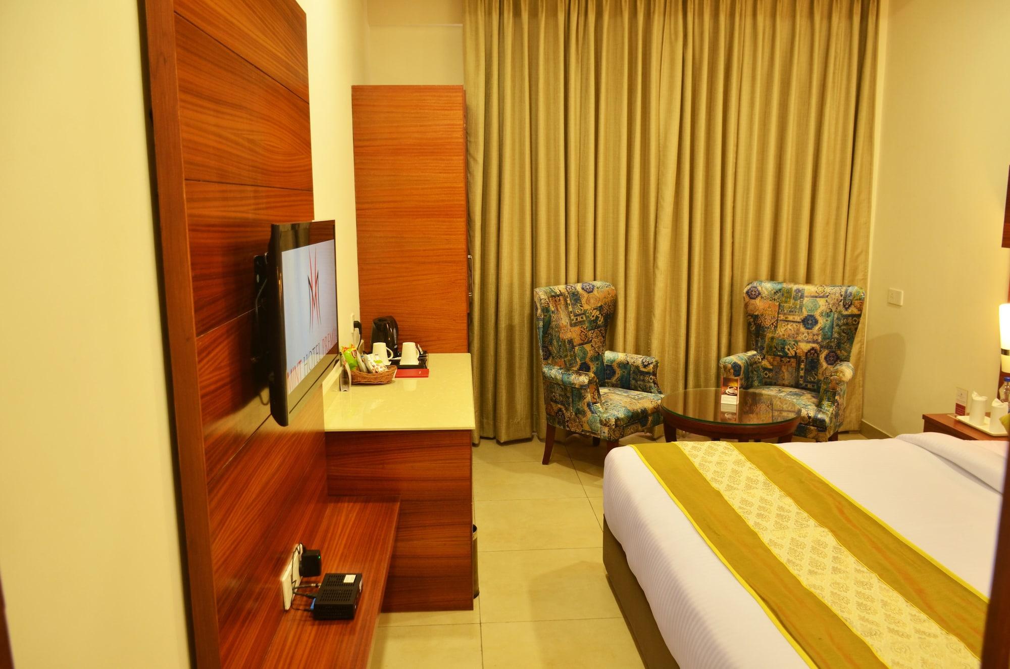 Mint Hotel Premia Chandigarh, Zirakpur Екстериор снимка