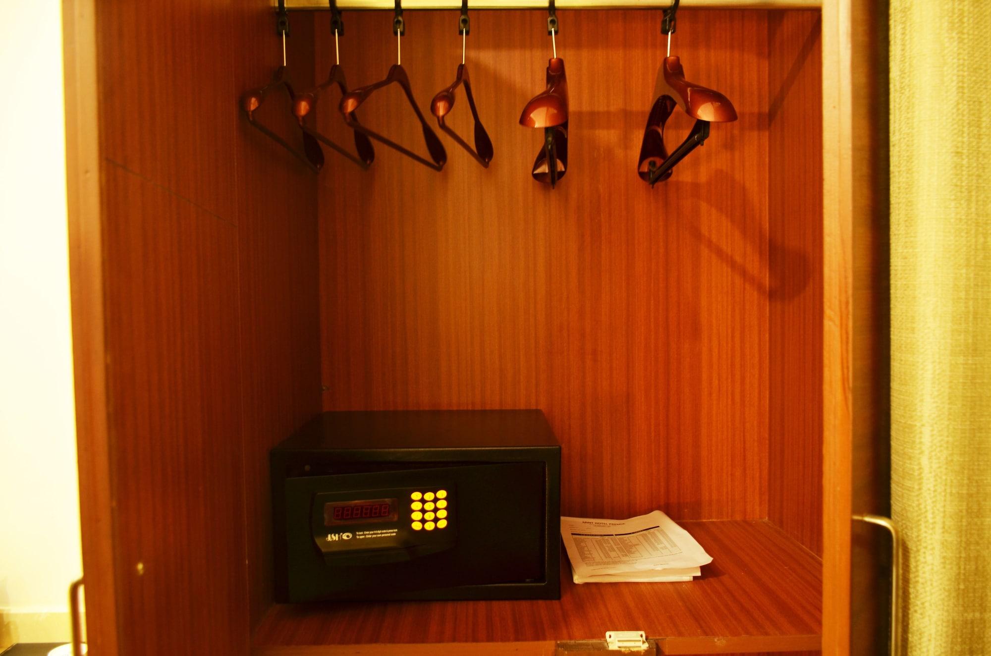 Mint Hotel Premia Chandigarh, Zirakpur Екстериор снимка