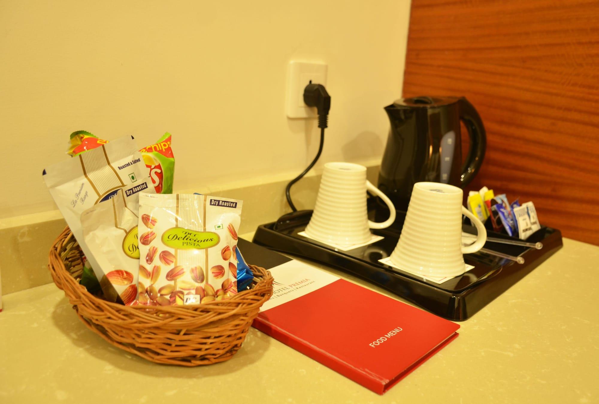 Mint Hotel Premia Chandigarh, Zirakpur Екстериор снимка